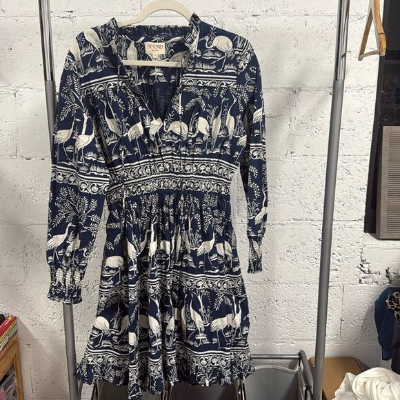 Blue and White Patterned Dress BEYOND By Vera Size Medium - NWOT - Picture 1 of 4